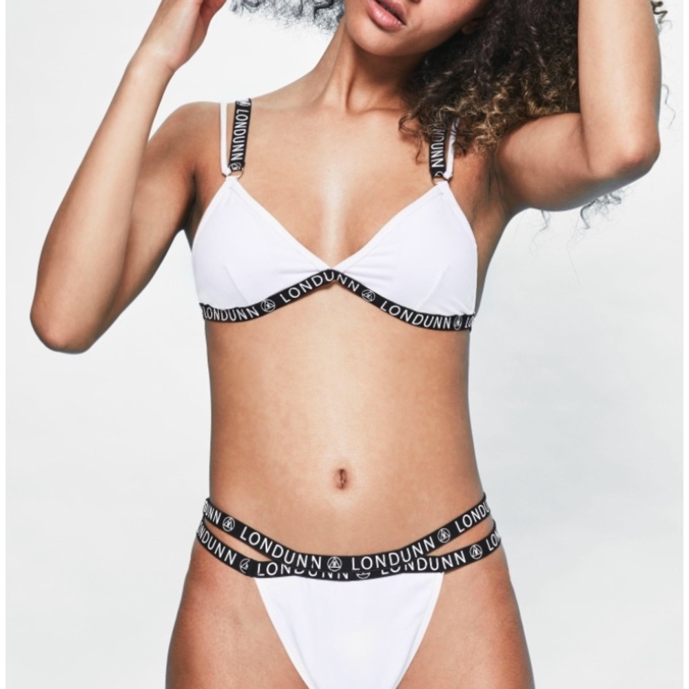 Londunn x Missguided bra and panty set